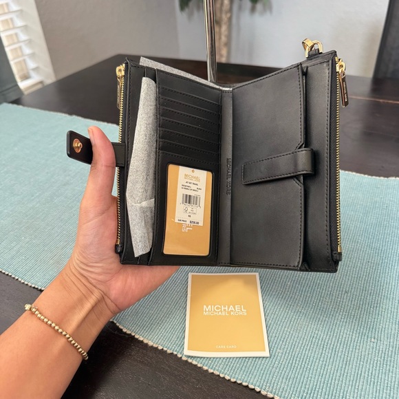 Michael Kors Jet Set Travel Large Double Zip Wristlet wallet - Picture 5 of 8